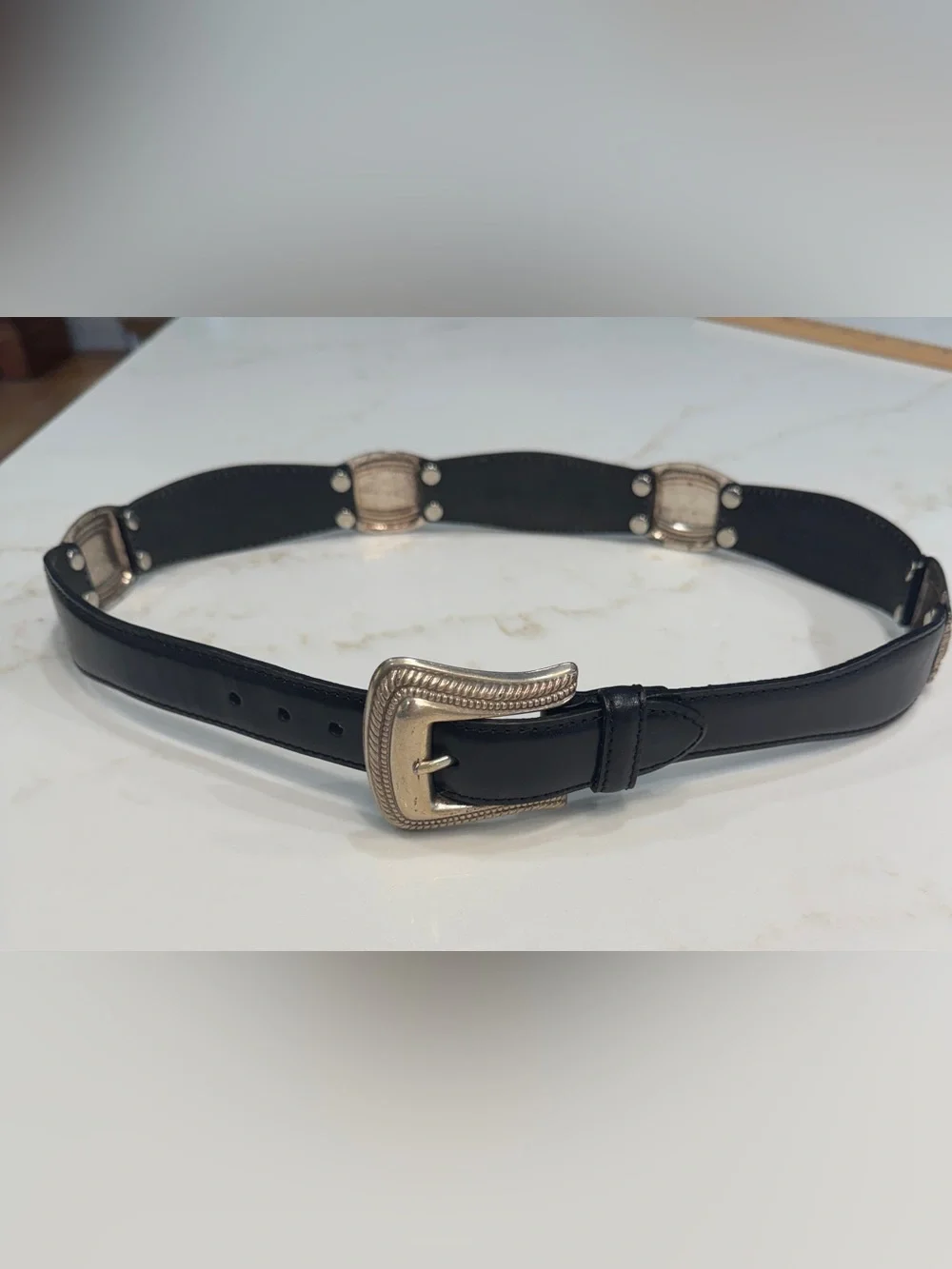 Fossil BT7704 Black Leather Silver Concho Western Belt Medium